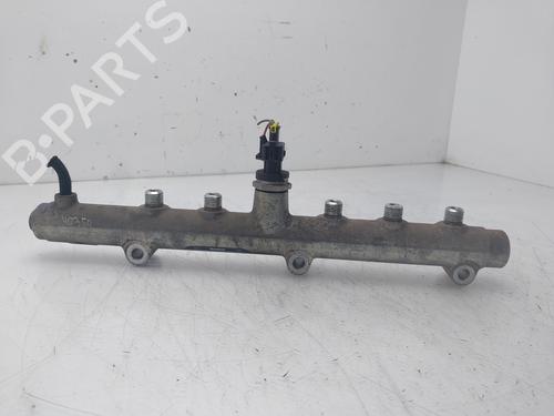 Used Injection rail Injection rail HYUNDAI H-1 / STAREX Bus (A1) 2.5 CRDi (140 hp) 34339842 34339842