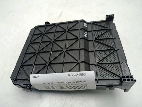 Used Fuse box Fuse box PEUGEOT 407 SW (6E_, 6D_) 2.0 (136 hp) 40281775 40281775