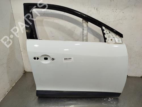 Puerta delantera derecha RENAULT MEGANE III Hatchback (BZ0/1_, B3_) 1.5 dCi (86 hp) 25137086