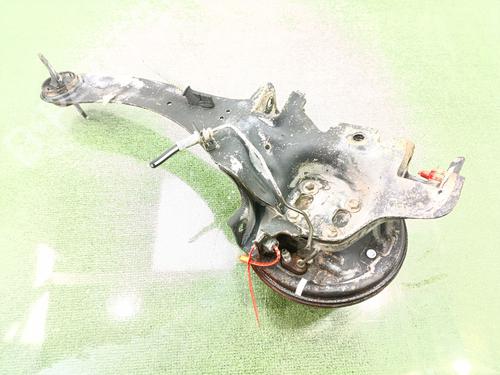 Left rear steering knuckle FORD FOCUS I (DAW, DBW) 1.6 16V | BP30748992M27