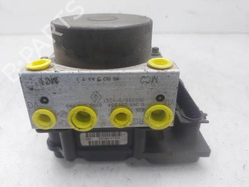 Used ABS pump ABS pump RENAULT CLIO III (BR0/1, CR0/1) [2005-2014] 39751873 39751873