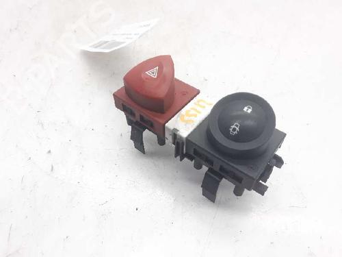 Warning switch RENAULT MEGANE II (BM0/1_, CM0/1_) 1.5 dCi (BM1E, CM1E) | BP12400713I22 