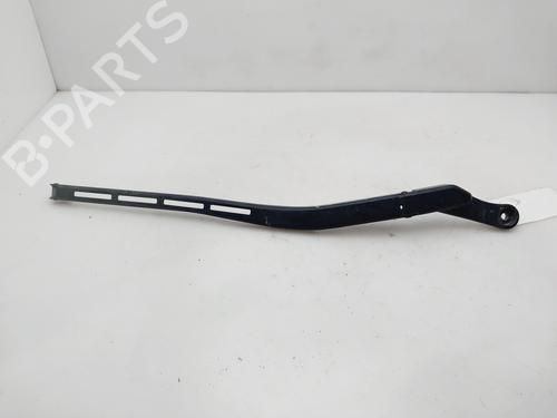Used Front windshield wiper arm AUDI A6 C5 (4B2, 4B4) [1997-2005]  29704621
