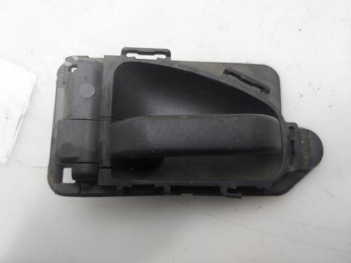 Used Front right interior door handle Front right interior door handle CITROËN SAXO (S0, S1) 1.5 D (57 hp) 35929742 35929742