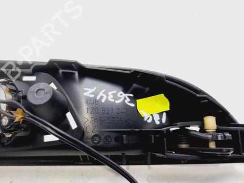 Front left interior door handle SKODA OCTAVIA II (1Z3) 1.9 TDI | BP22428306I13 