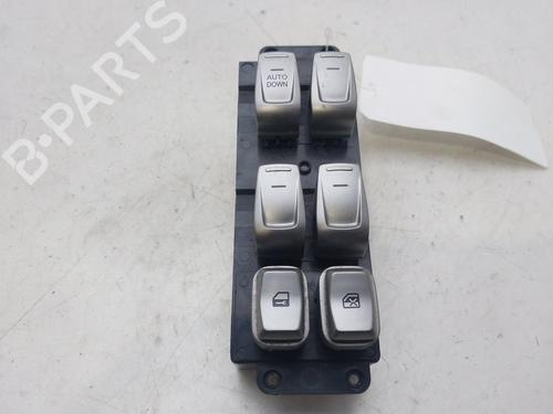 Used Left front window switch Left front window switch SSANGYONG XLV SUV e-XGi 160 (128 hp) 36384905 36384905