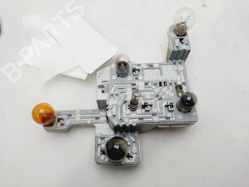 Support de lampe FORD MONDEO III (B5Y) 2.0 TDCi (130 hp) 32977499