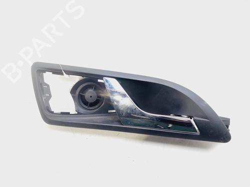 Used Rear right interior door handle SKODA YETI (5L) 2.0 TDI (110 hp) 25841587