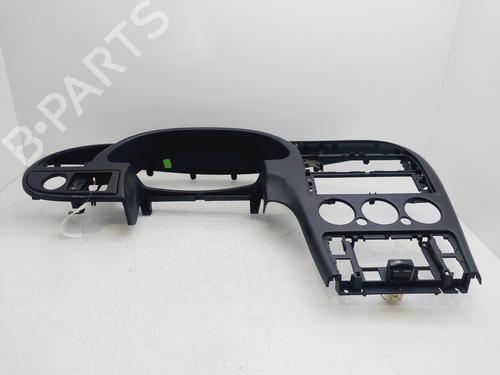 Used Middle console CITROËN XSARA Coupe (N0) 1.6 16V (109 hp) 29174322