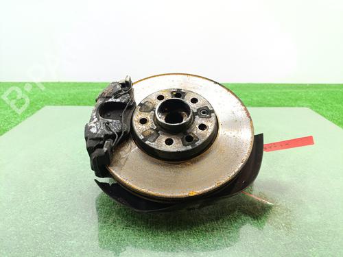 Used Left front steering knuckle OPEL VECTRA C (Z02) [2002-2009]  29904136