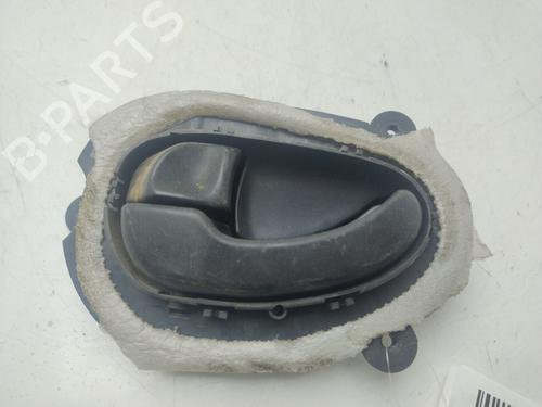 Puxador interior frente esquerdo PEUGEOT 406 (8B) 2.0 HDI 110 (109 hp) 27814986