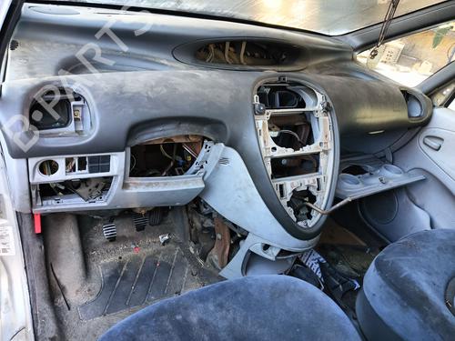 Front left lock CITROËN XSARA PICASSO (N68) 2.0 HDi | BP24417190C98 