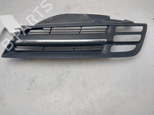 Used Grille NISSAN MICRA III (K12) 1.2 16V (80 hp) 12422071
