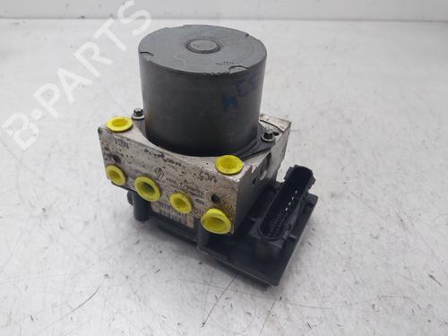 Used ABS pump RENAULT MEGANE II (BM0/1_, CM0/1_) 1.6 16V (BM0C, CM0C) (113 hp) 31632789