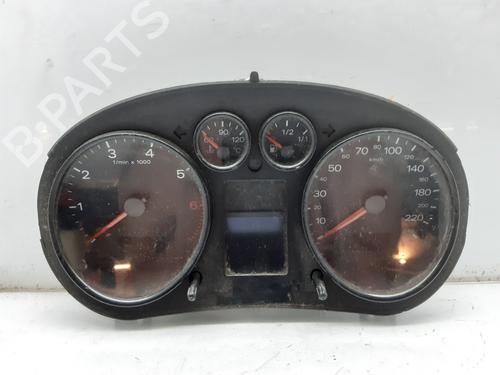 Used Instrument cluster AUDI A2 (8Z0) 1.4 (75 hp) 8178991