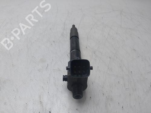 Injector VOLVO V40 Hatchback (525) | BP40022232M100 - Image 2