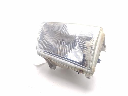 Used Right headlight MITSUBISHI GALLOPER (JK-01) 2.5 TD intercooler (99 hp) 27931208