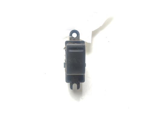 Used Right rear window switch NISSAN X-TRAIL I (T30) [2001-2013]  30628339