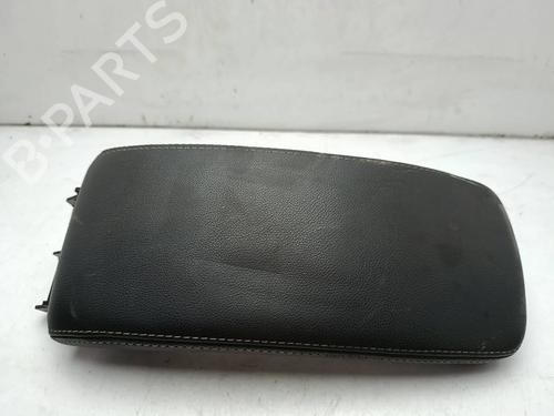 Used Armrest / Center console Armrest / Center console RENAULT LAGUNA III (BT0/1) [2007-2015] 40181855 40181855