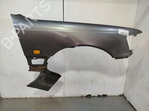 Used Right front fenders LEXUS LS (_F2_) 400 (UCF20_, UCF20R) (284 hp) 29954768