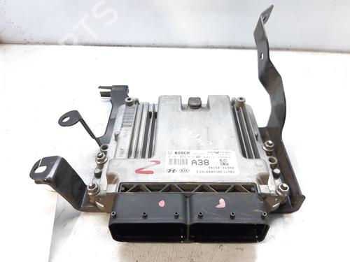 Used Engine control unit (ECU) KIA SPORTAGE IV (QL, QLE) 1.7 CRDi (116 hp) 8518029