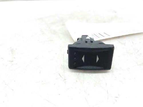 Used Right rear window switch FORD MONDEO III (B5Y) 2.0 16V TDDi / TDCi (115 hp) 3519848