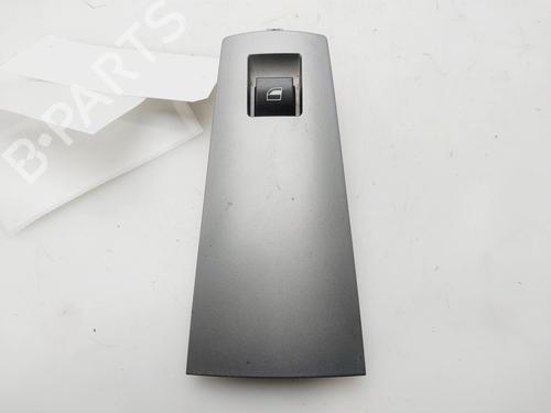 Mando elevalunas delantera derecho BMW 7 (E65, E66, E67) 730 Ld (231 hp) 32683723