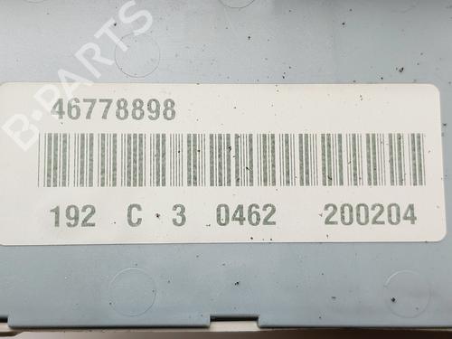 Fuse box FIAT STILO (192_) 1.4 16V | BP32411233E1