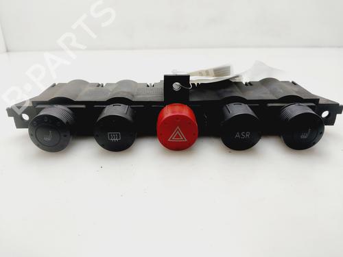 Warnblinkschalter für AUDI TT Roadster (8N9) 1.8 T (180 hp) 32719531