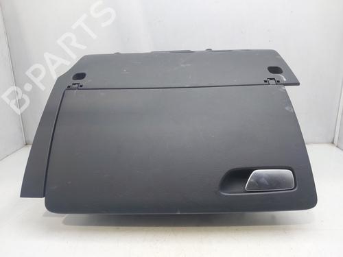 Used Glove box AUDI A3 Sportback (8VA, 8VF) 1.4 TFSI (125 hp) 17945916