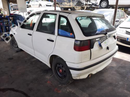 Right front indicator SEAT IBIZA II (6K1) 1.9 D | BP22632687C33 