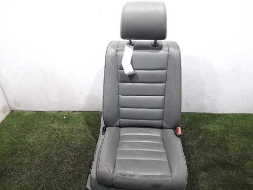 Used Right front seat Right front seat VW TOUAREG (7LA, 7L6, 7L7) 2.5 R5 TDI (174 hp) 33274325 33274325