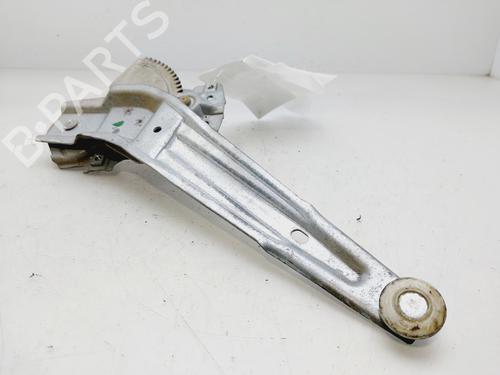 Rear right window mechanism TOYOTA COROLLA Liftback (_E11_) 1.4 (ZZE111_, ZZE111R) | BP30874037C25