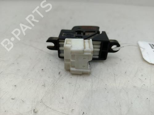 Right front window switch NISSAN ALMERA II (N16) 2.2 dCi | BP31827094I26