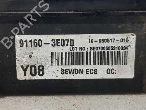 Fuse box KIA SORENTO I (JC) 2.5 CRDi 4WD | BP8692109E1 