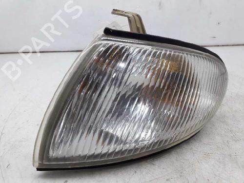 Used Left front indicator HYUNDAI ACCENT I (X-3) 1.5 i 12V (88 hp) 3355942