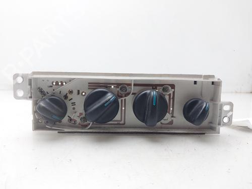 Used Climate control CHRYSLER NEON II 2.0 16V (133 hp) 21568027