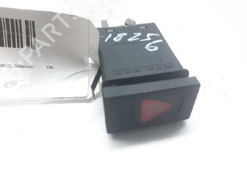 Used Warning switch VW PASSAT B5 (3B2) 1.9 TDI (90 hp) 4490197