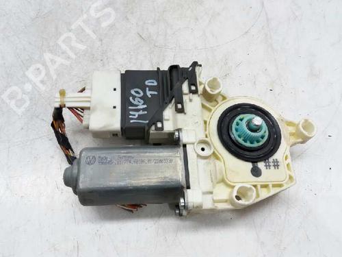 Used Right rear window motor SEAT LEON (1P1) 1.9 TDI (105 hp) 2884030