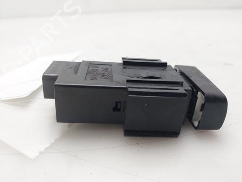 Switch TOYOTA COROLLA (_E12_) 1.4 D (NDE120_, NDE120R) | BP33426970I30 - Image 3