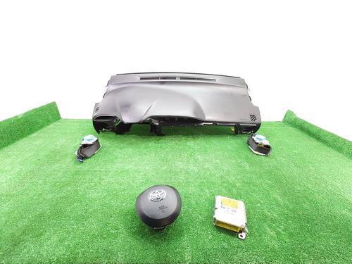 Used Airbag Kit TOYOTA YARIS (_P13_) 1.3 (NSP130_, NSP130) (99 hp) 17973866