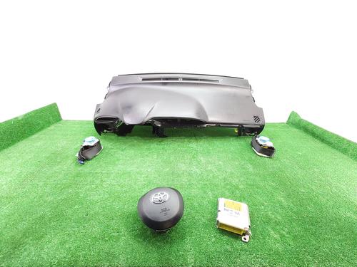 Airbag set TOYOTA YARIS (_P13_) 1.3 (NSP130_) (99 hp) 17973866