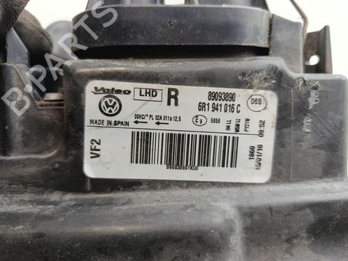 Right headlight VW POLO V (6R1, 6C1)  | BP32046107C29 