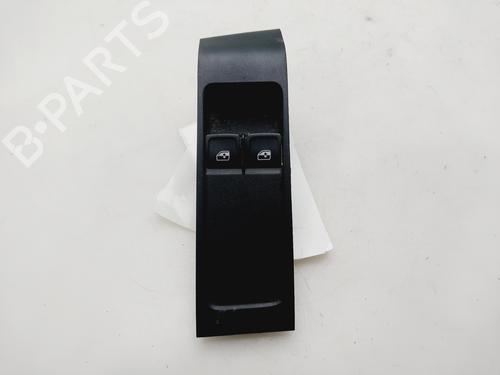 Used Right front window switch Right front window switch SKODA FABIA III (NJ3) 1.2 TSI (90 hp) 33232055 33232055