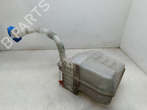 Used Windscreen washer tank Windscreen washer tank 39073912 39073912