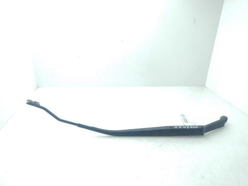 Used Front windshield wiper arm KIA SPORTAGE II (JE_, KM_) [2004-2011]  30601589