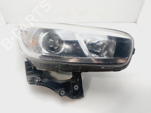 Used Right headlight KIA CEE'D (JD) [2012-2018]  33177046