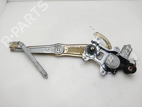 Alzavetro anteriore sinistro TOYOTA YARIS (_P1_) 1.4 D-4D (NLP10_, NLP10R) (75 hp) 28368469