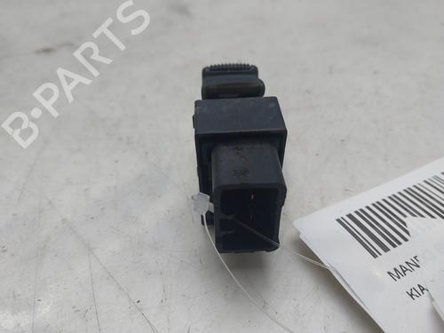Right rear window switch KIA SORENTO I (JC) 2.5 CRDi 4WD | BP17901065I28 