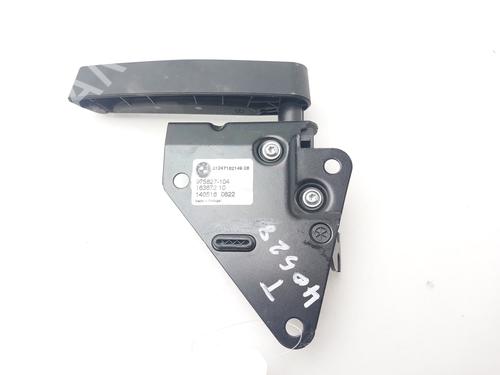 Højre bagtil invendig håndtag BMW X5 (F15, F85) xDrive 25 d (218 hp) 32663696